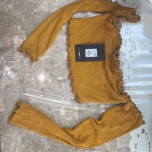 Fashionnova mustard yellow cropped top size M